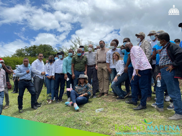 Jornada de siembra por parte del ministro Orlando Jorge Mera y UTEPDA