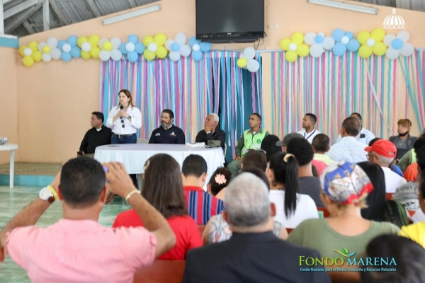 Denuncian empresa de la familia Brache contamina el río de Jamao