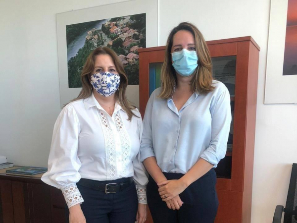 La directora de Fondo MARENA, Judith Valdez y la viceministra de Cooperación Internacional Milagros De Camps, sostuvieron una reunión