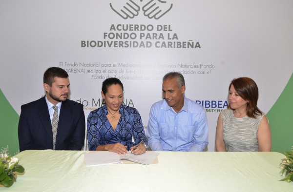 FIRMAN ACUERDO FONDO MARENA Y FONDO CARIBEÑO PARA LA BIODIVERSIDAD